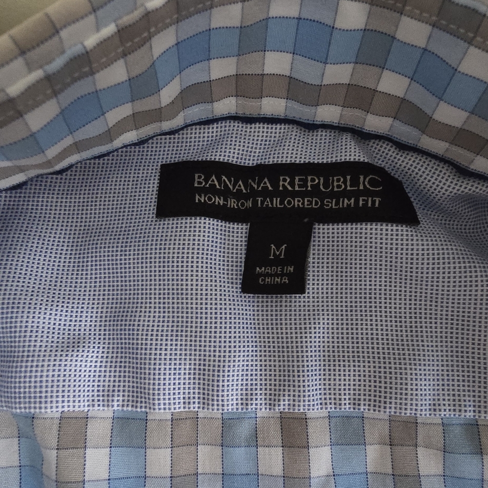 Banana Republic Collared Button Down Shirts - Picture 7 of 8